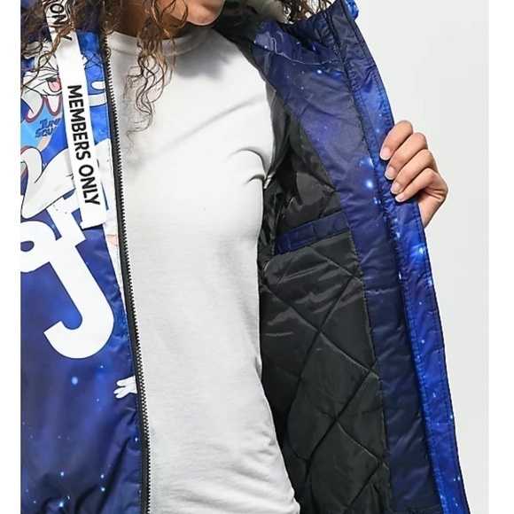 Members Only x Space Jam: A New Legacy Snorkel Bomber Puffer Jacket Medium - Picture 16 of 16
